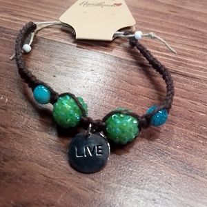 Live bracelet OS